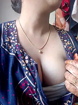 Snapshot of noty_tanyy chatting on February 16, 2026, 6:31 am noty tanyy online show from February 16, 2026, 6:31 am