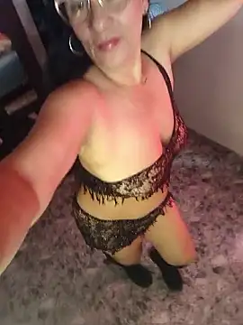 KiaraFoster online show from May 16, 2026, 3:11 pm