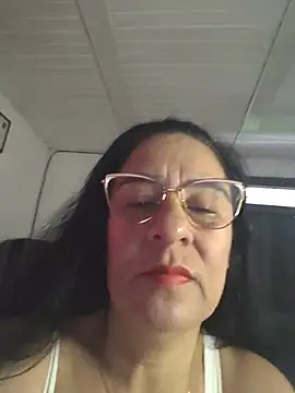 KiaraFoster online show from May 21, 2026, 11:28 am