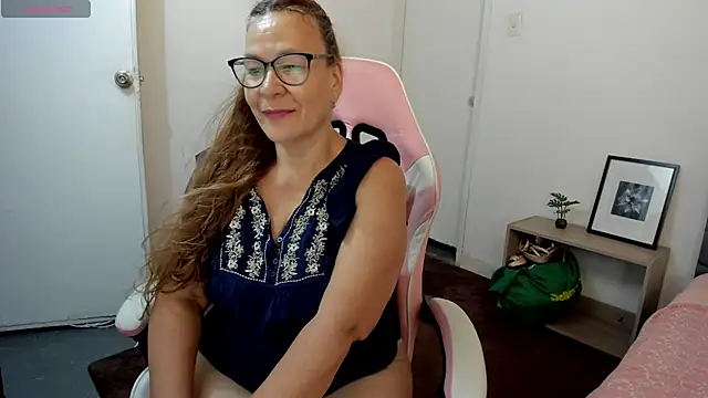 Snapshot of MS__samantha chatting on May 1, 2026, 11:04 am MS samantha online show from May 1, 2026, 11:04 am