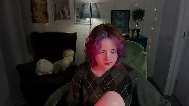 Snapshot of SarahShelby chatting on April 30, 2026, 11:20 pm SarahShelby online show from April 30, 2026, 11:20 pm