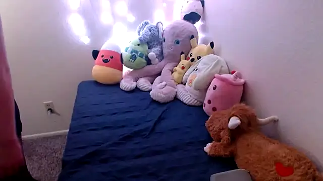 GabbyDaniella online show from March 29, 2026, 5:29 am