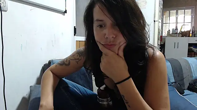 lilithboot online show from February 1, 2026, 11:42 am