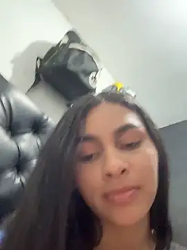 ManuelaEvans  online show from March 8, 2026, 7:28 pm