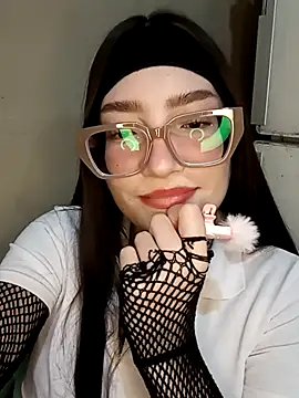 Shei00000 online show from February 6, 2026, 1:54 am