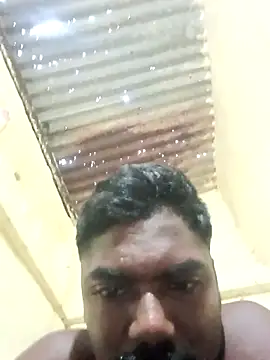 Tamilpaiyan07 online show from May 7, 2026, 12:32 pm