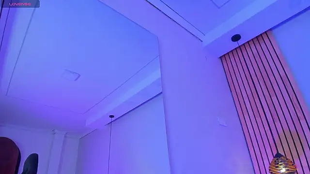 Charlotteinpole online show from March 21, 2026, 4:39 am