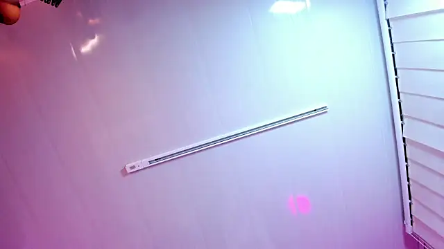 Angel zafiros online show from April 7, 2026, 6:30 pm