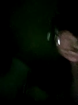 Snapshot of vanhotsexx chatting on February 27, 2026, 10:32 pm vanhotsexx online show from February 27, 2026, 10:32 pm