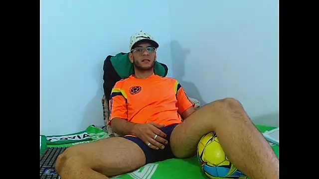 Alphamaster 92 online show from June 12, 2026, 5:56 pm