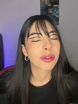 Snapshot of junorise23 chatting on March 23, 2026, 5:33 am junorise23 online show from March 23, 2026, 5:33 am