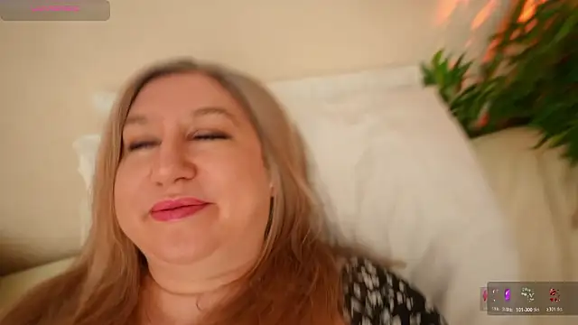 HappyLisa online show from March 19, 2026, 5:28 pm