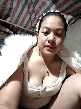 Lucky cutee online show from March 8, 2026, 4:05 am