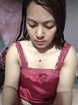 Snapshot of Lucky_cutee chatting on June 15, 2026, 12:18 pm Lucky cutee online show from June 15, 2026, 12:18 pm