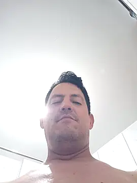 Snapshot of chico-en-tanga chatting on March 28, 2026, 4:34 am chico-en-tanga online show from March 28, 2026, 4:34 am