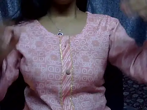 cute Dirty Diva online show from April 23, 2026, 2:19 pm