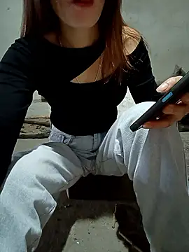 Snapshot of hangnga89 chatting on January 12, 2026, 12:05 am hangnga89 online show from January 12, 2026, 12:05 am