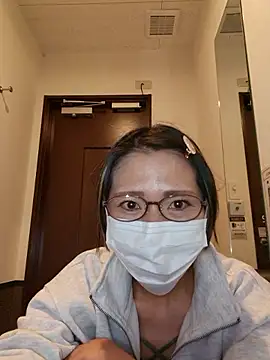 tomatocjin124 online show from April 2, 2026, 7:06 am