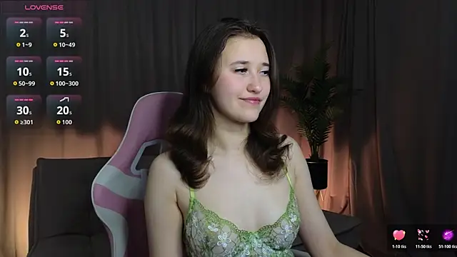 Snapshot of JesseCaits chatting on April 11, 2026, 8:02 pm JesseCaits online show from April 11, 2026, 8:02 pm