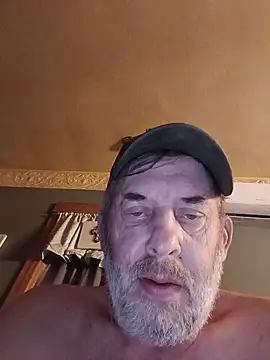 FragrantToe529 online show from June 6, 2026, 9:47 am