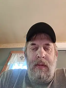 FragrantToe529 online show from June 20, 2026, 2:31 pm