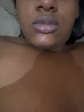 Snapshot of amorasecy chatting on February 11, 2026, 12:32 pm amorasecy online show from February 11, 2026, 12:32 pm