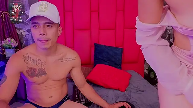 pleasureroomxx online show from February 4, 2026, 7:09 pm