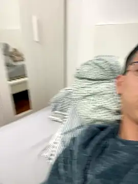 boybaby34 online show from December 20, 2025, 9:55 pm