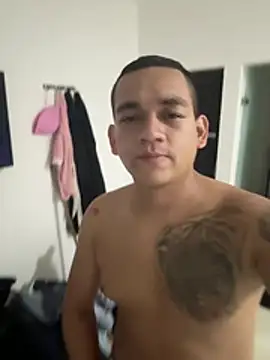 Camiloperez7729 online show from March 29, 2026, 4:56 am