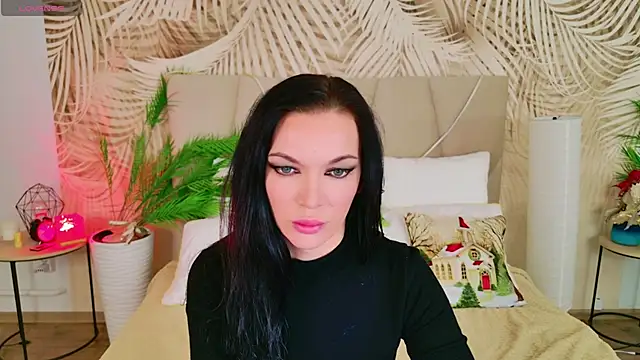 JulieHill online show from February 1, 2026, 7:18 am