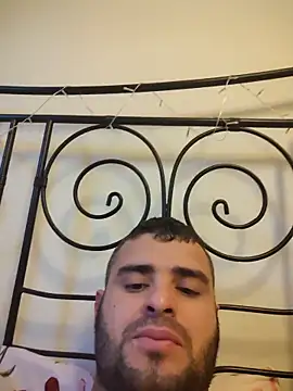 Snapshot of Ricardosafadocassdo chatting on June 10, 2026, 7:24 pm Ricardosafadocassdo online show from June 10, 2026, 7:24 pm