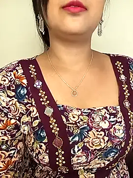 Deshi bhabhi143 online show from April 27, 2026, 6:33 am