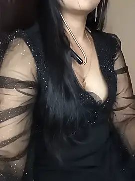 Deshi bhabhi143 online show from July 28, 2026, 3:32 pm