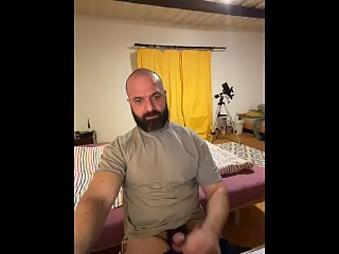 Snapshot of DamonSalvatore2 chatting on March 5, 2026, 6:37 pm DamonSalvatore2 online show from March 5, 2026, 6:37 pm