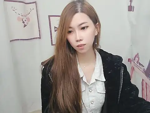 whitecat13 online show from February 11, 2026, 10:42 am