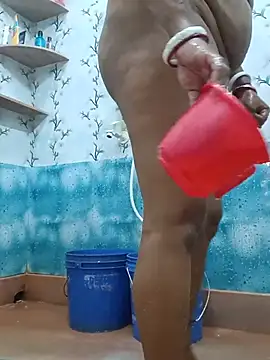 Hot-Angale online show from July 5, 2026, 6:53 am