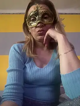 SexyMamiVee online show from March 5, 2026, 4:03 pm