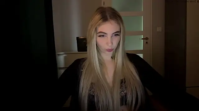 TeenLily online show from May 11, 2026, 4:48 pm