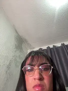 ValentinaEvanz online show from June 20, 2026, 8:11 pm