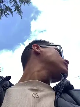 Latin Paisa Boy online show from February 4, 2026, 12:33 pm