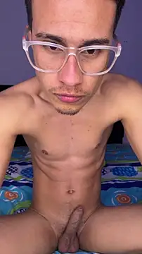 Latin Paisa Boy online show from February 17, 2026, 1:24 am