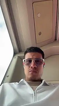 Latin Paisa Boy online show from February 21, 2026, 1:12 pm