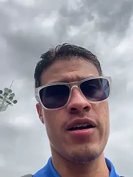 Latin Paisa Boy online show from February 24, 2026, 3:21 pm