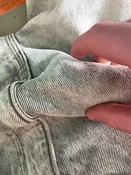 LittleGuy 2007 online show from March 10, 2026, 1:05 pm