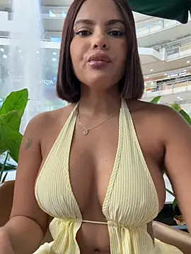Irina Velvett online show from May 1, 2026, 3:38 pm