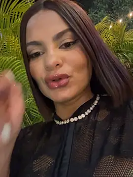 Irina Velvett online show from May 17, 2026, 3:04 am
