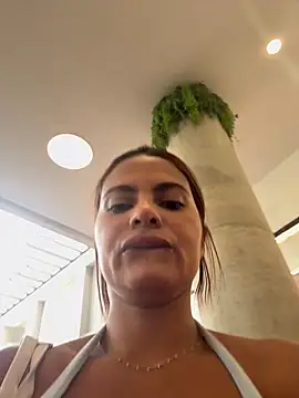 Irina Velvett online show from May 29, 2026, 4:49 pm