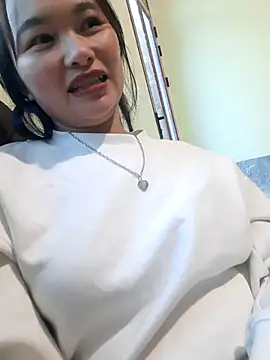 Snapshot of oh-july chatting on December 22, 2025, 9:28 am oh-july online show from December 22, 2025, 9:28 am