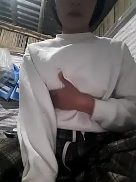 Snapshot of oh-july chatting on January 9, 2026, 3:59 pm oh-july online show from January 9, 2026, 3:59 pm