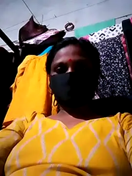 Hot Sweety02 online show from July 15, 2026, 1:00 am